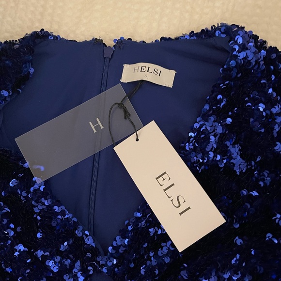 HELSI Laura Velvet Sequin Long Sleeve Dress - Picture 3 of 4